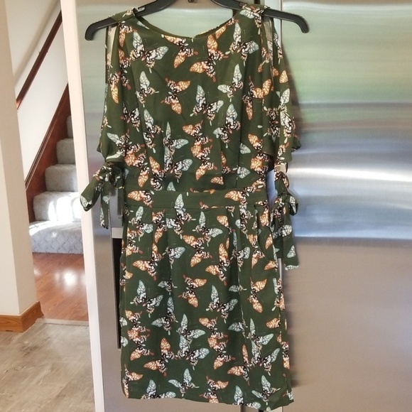 💕ADELYN RAE💕 Butterfly Print Cold Shoulder Sheath Dress Olive Green Small S - Picture 4 of 11